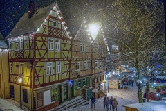 Der weit bekannte Bensheimer Weihnachtsmarkt in der gesamten Adventszeit sorgt für einen gesegneten Urlaub