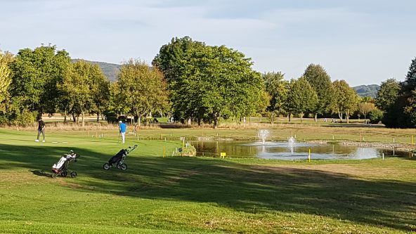 Nur 500 Meter entfernt - der Golfplatz Bensheim